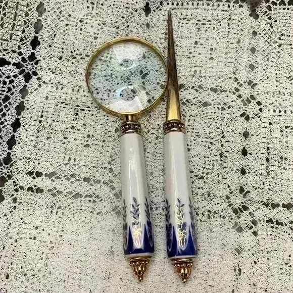 Vintage Cobalt Blue & White Porcelain Desk Set,  Magnifying Glass, Letter Opener - Picture 12 of 16